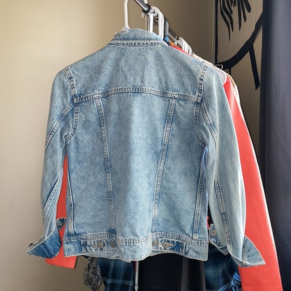 Denim jacket - Picture 2 of 6